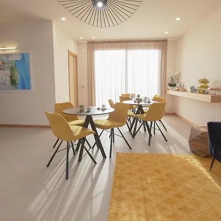 Luce Luxury Rooms Villaggio Mosè