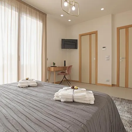 Luce Luxury Rooms Maison d'hôtes *